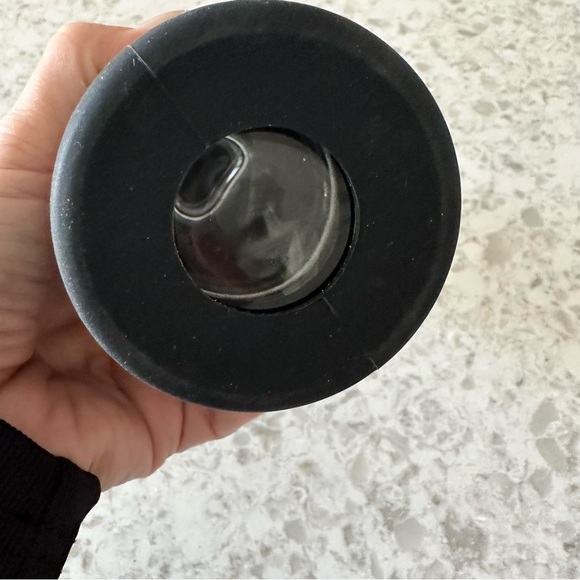 Peloton Glass Water Bottle 16 oz each Set of 2 - Picture 11 of 12